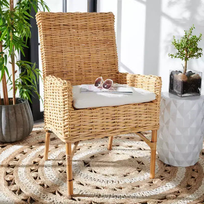 Sillón auxiliar de ratán con cojín, lavado blanco y gris, estructura de madera, soporta 125 kg