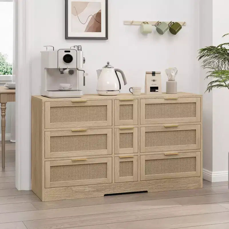 Cómoda de 9 cajones, cómoda de ratán para dormitorio, armario de almacenamiento ancho de madera natural con asas, organizador de cajones para TV
