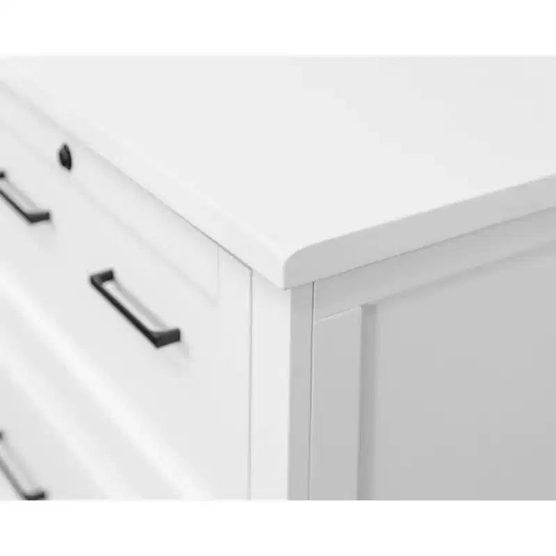 Archivador lateral moderno de madera blanca con puertas estilo shaker y centros de energía integrados