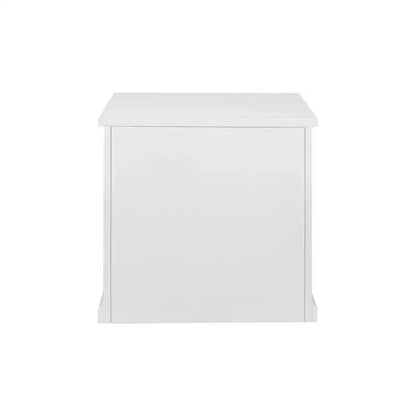 Archivador lateral moderno de madera blanca con puertas estilo shaker y centros de energía integrados